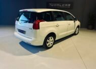 PEUGEOT 5008 1.6 hdi