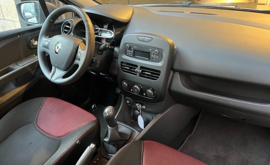 RENAULT Clio BUSSINES