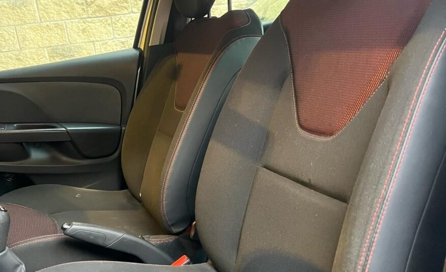 RENAULT Clio BUSSINES