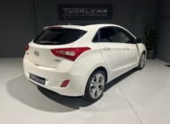 HYUNDAI i30 1.6 CRDI