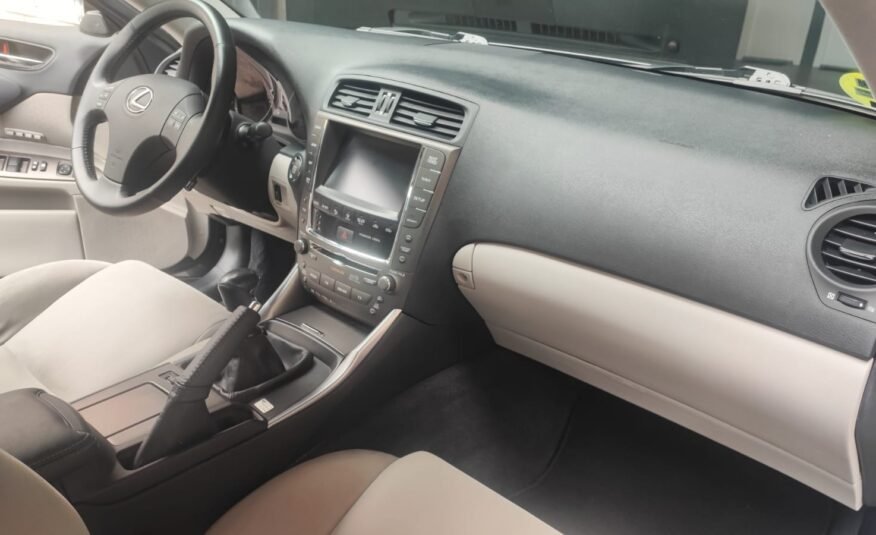 LEXUS IS 220D SPORT MY10