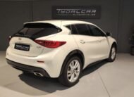 INFINITI Q30 1.6TC PREMIUM 7DCT
