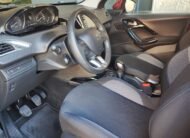 PEUGEOT 2008 SIGNATURE 1.5 BLUEHDI