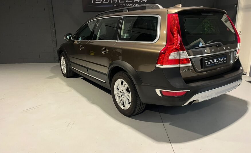 VOLVO XC70 2.0 D