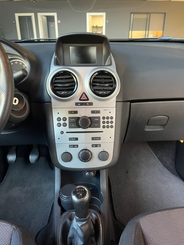 OPEL CORSA 1.4 i