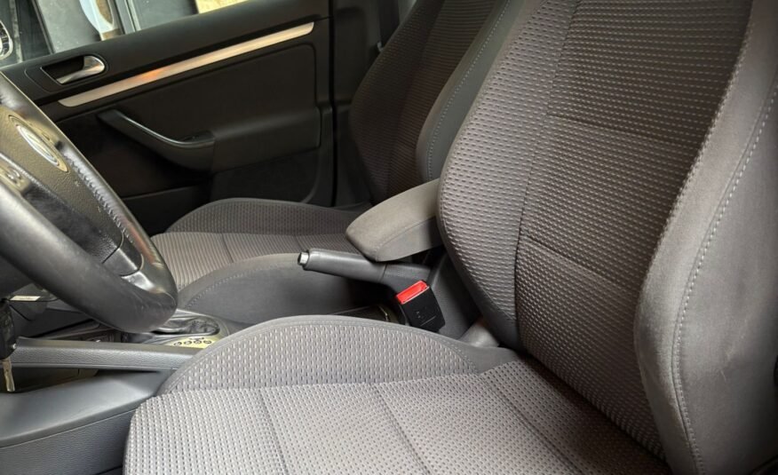 VOLKSWAGEN JETTA 2.0 TDI