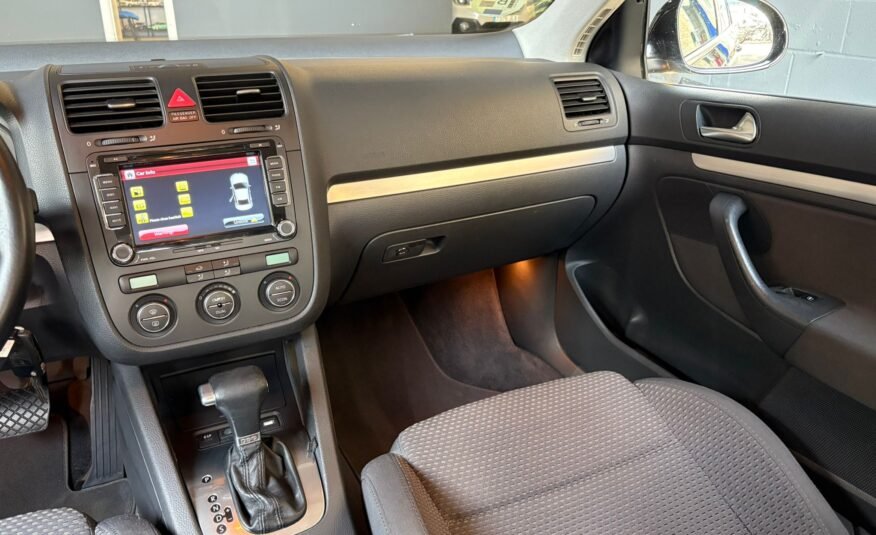 VOLKSWAGEN JETTA 2.0 TDI