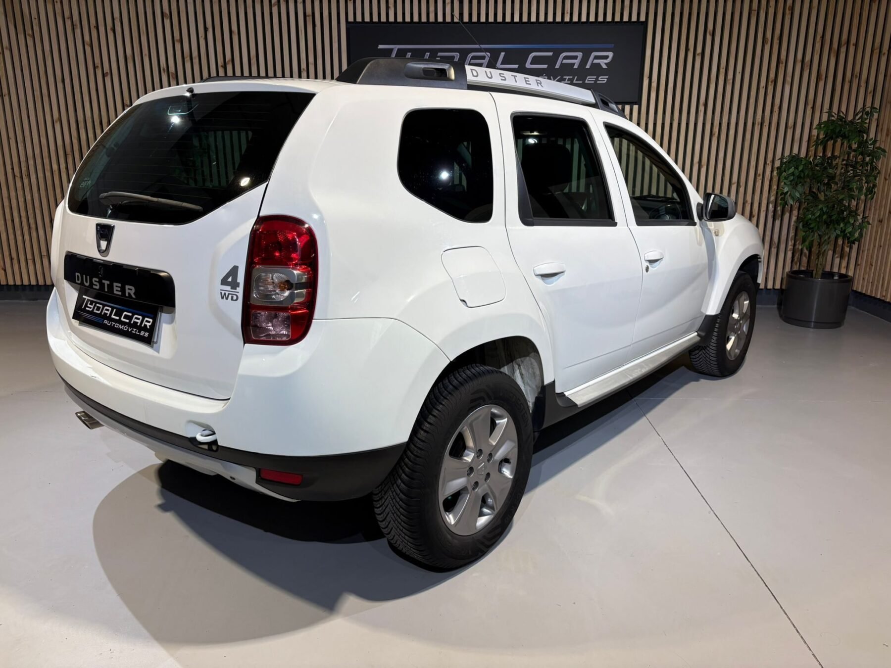DACIA DUSTER 1.5 DCi   4X4  