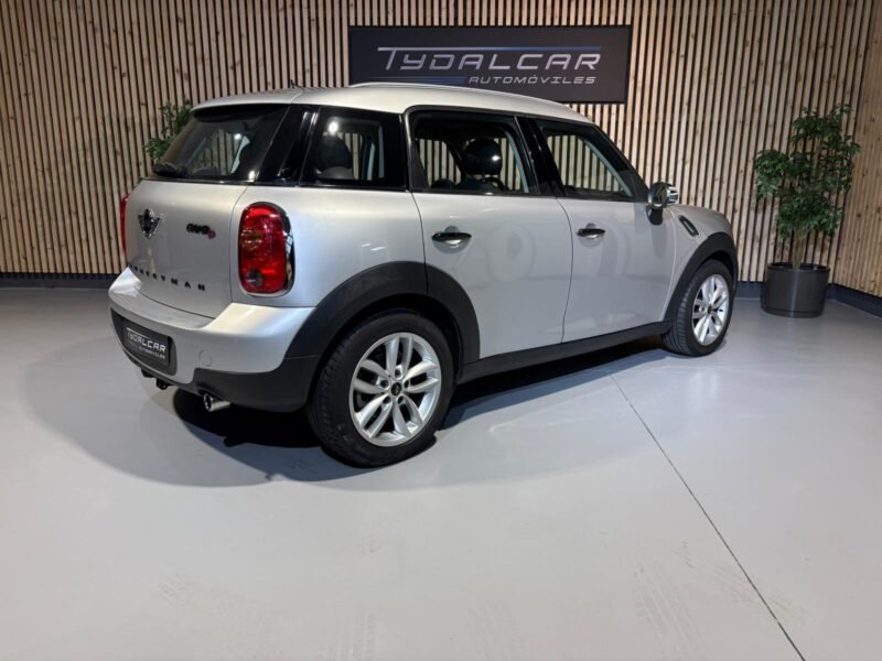 MINI COUNTRYMAN 1.6 COOPER D