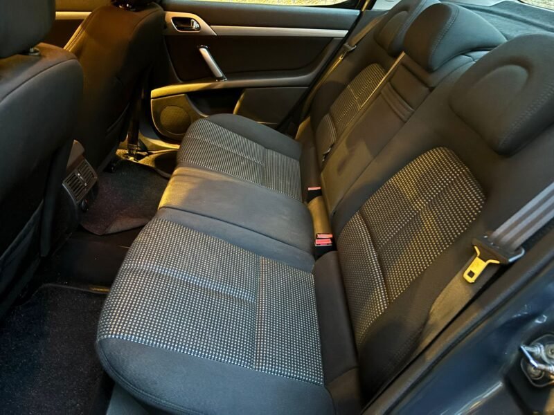 PEUGEOT 407 1.6 hdi