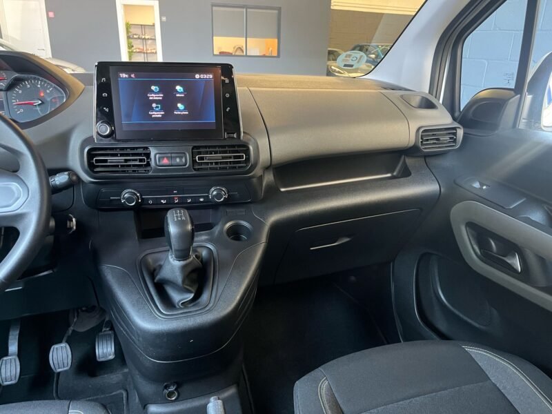 PEUGEOT Rifter 1.5 Blue HDi FAP familiar 16V L1