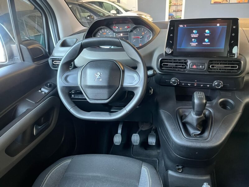 PEUGEOT Rifter 1.5 Blue HDi FAP familiar 16V L1