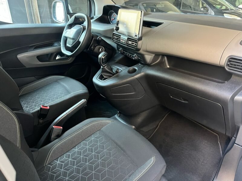 PEUGEOT Rifter 1.5 Blue HDi FAP familiar 16V L1