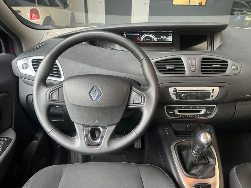 RENAULT GRAND SCENIC 1.6 LIMITED DCI