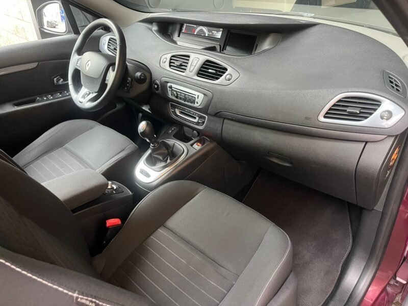 RENAULT GRAND SCENIC 1.6 LIMITED DCI