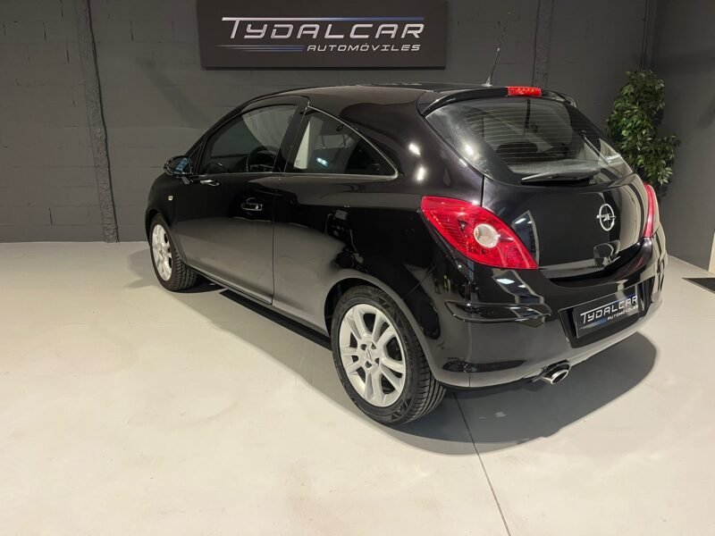 OPEL CORSA 1.4 i