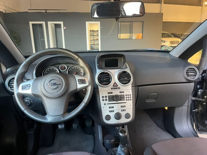 OPEL CORSA 1.4 i