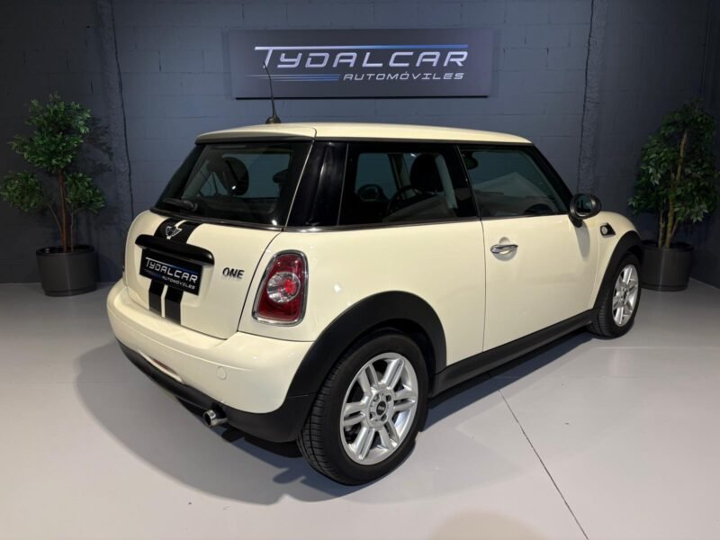 MINI One 1.6