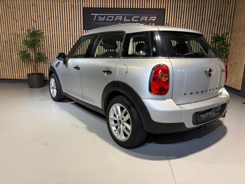 MINI COUNTRYMAN 1.6 COOPER D