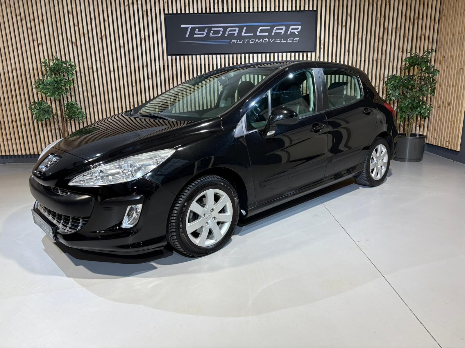 PEUGEOT 308 1.6VTi 