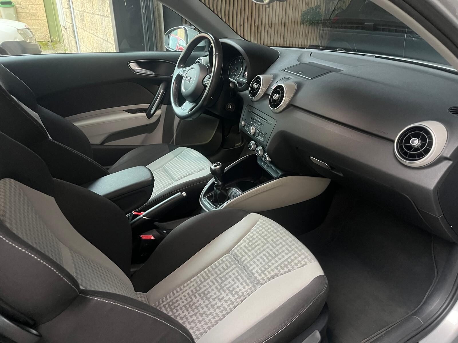 AUDI A1 1.6 TDi