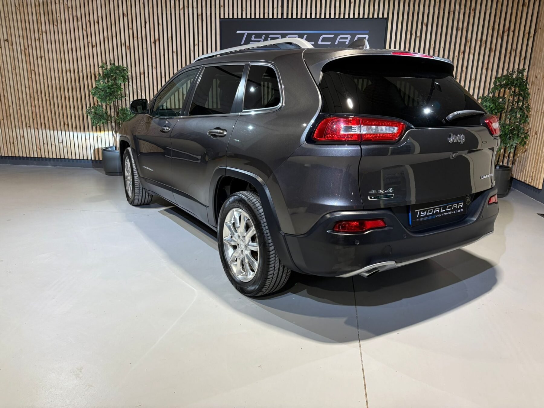 JEEP CHEROKEE 2.0 CRD