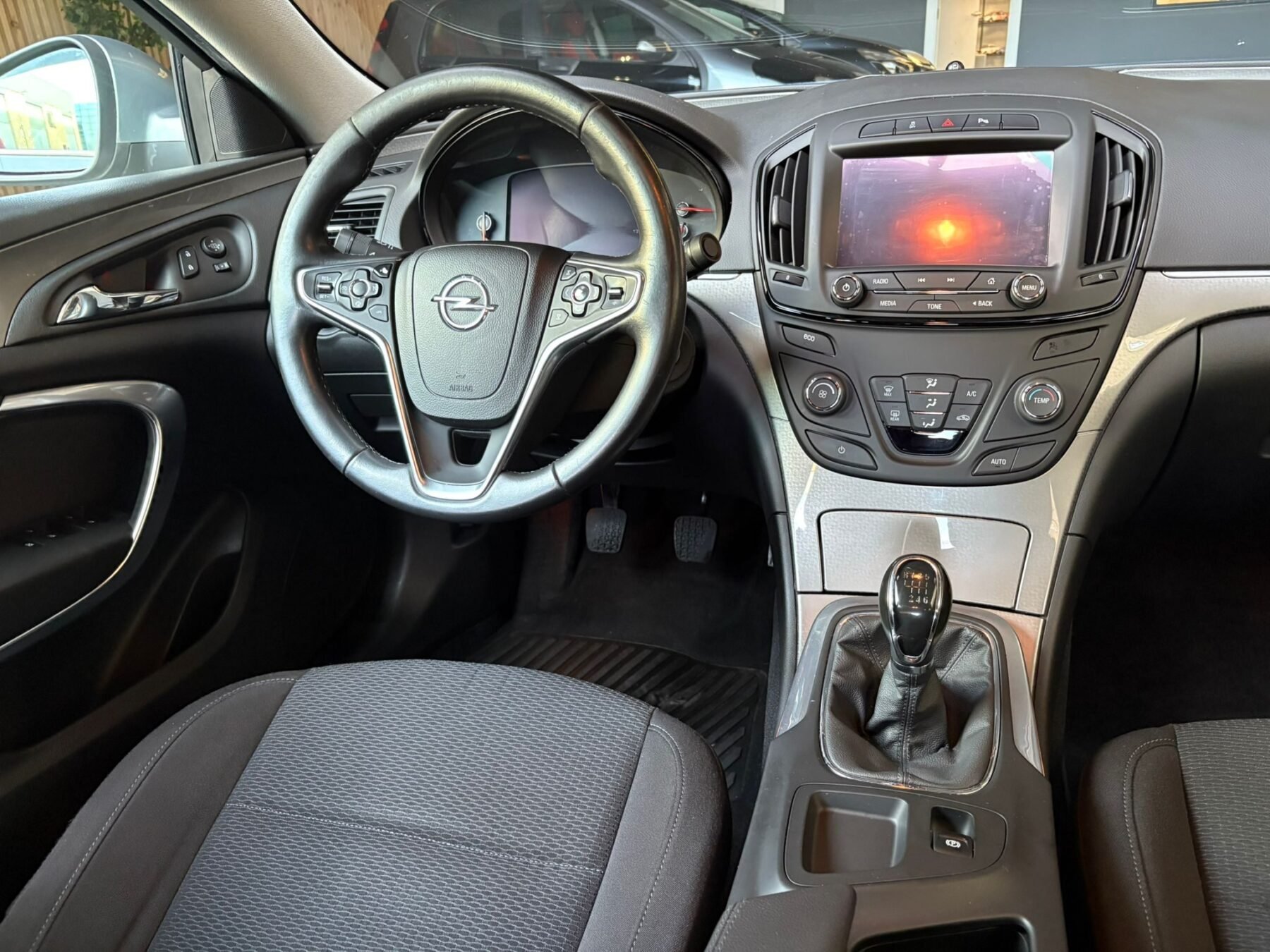 OPEL INSIGNIA 2.0CDTi  