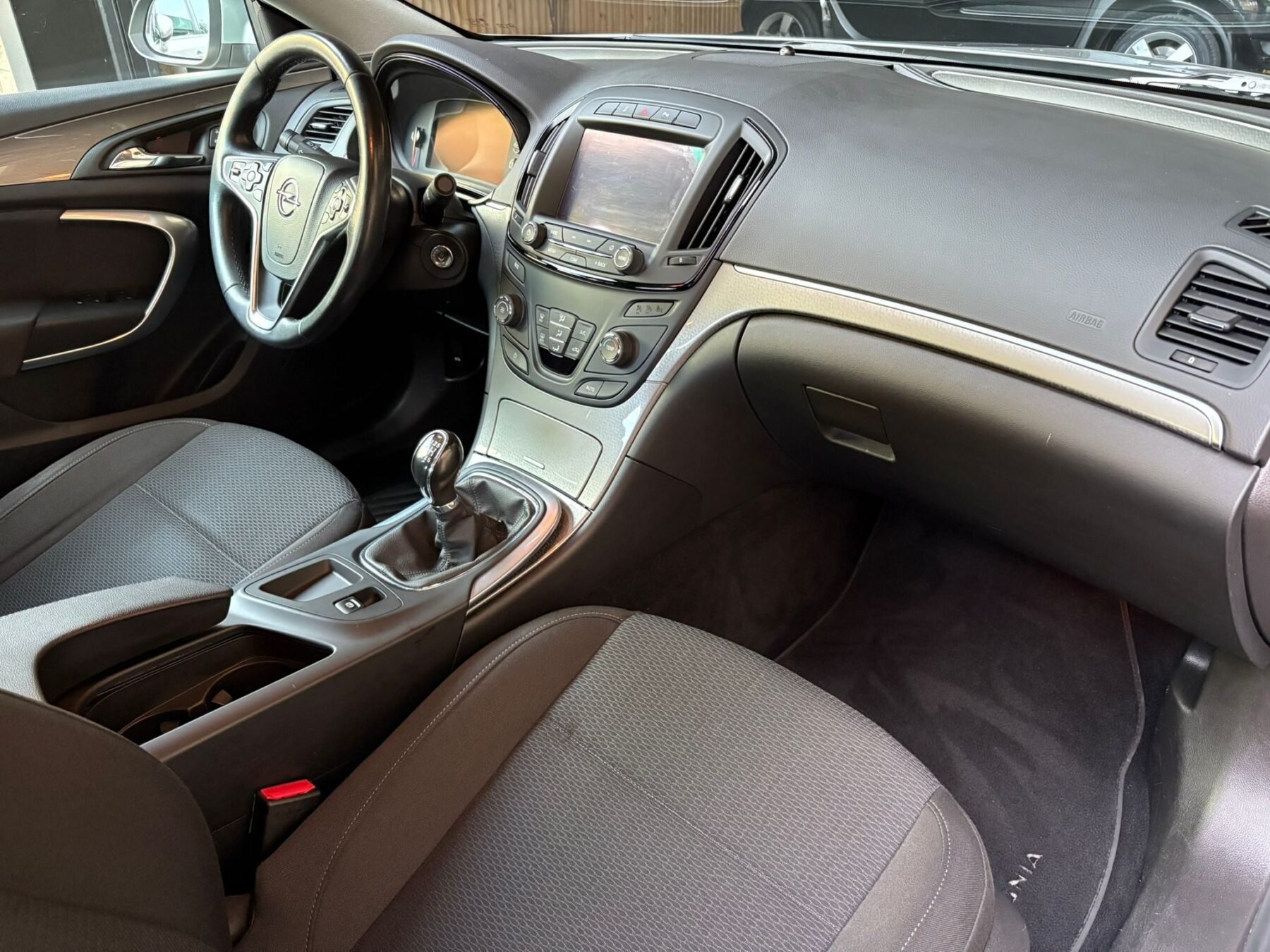 OPEL INSIGNIA 2.0CDTi  