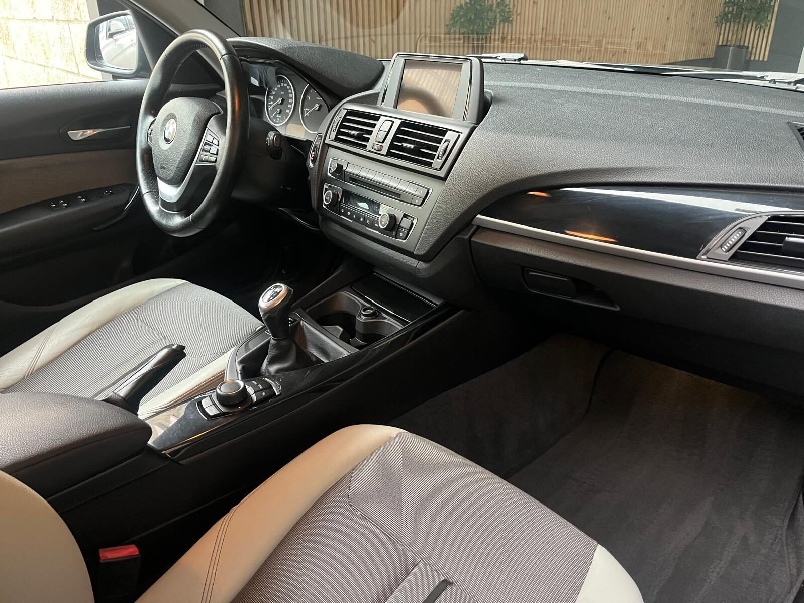 BMW Serie 1 116 D   2.0 D 