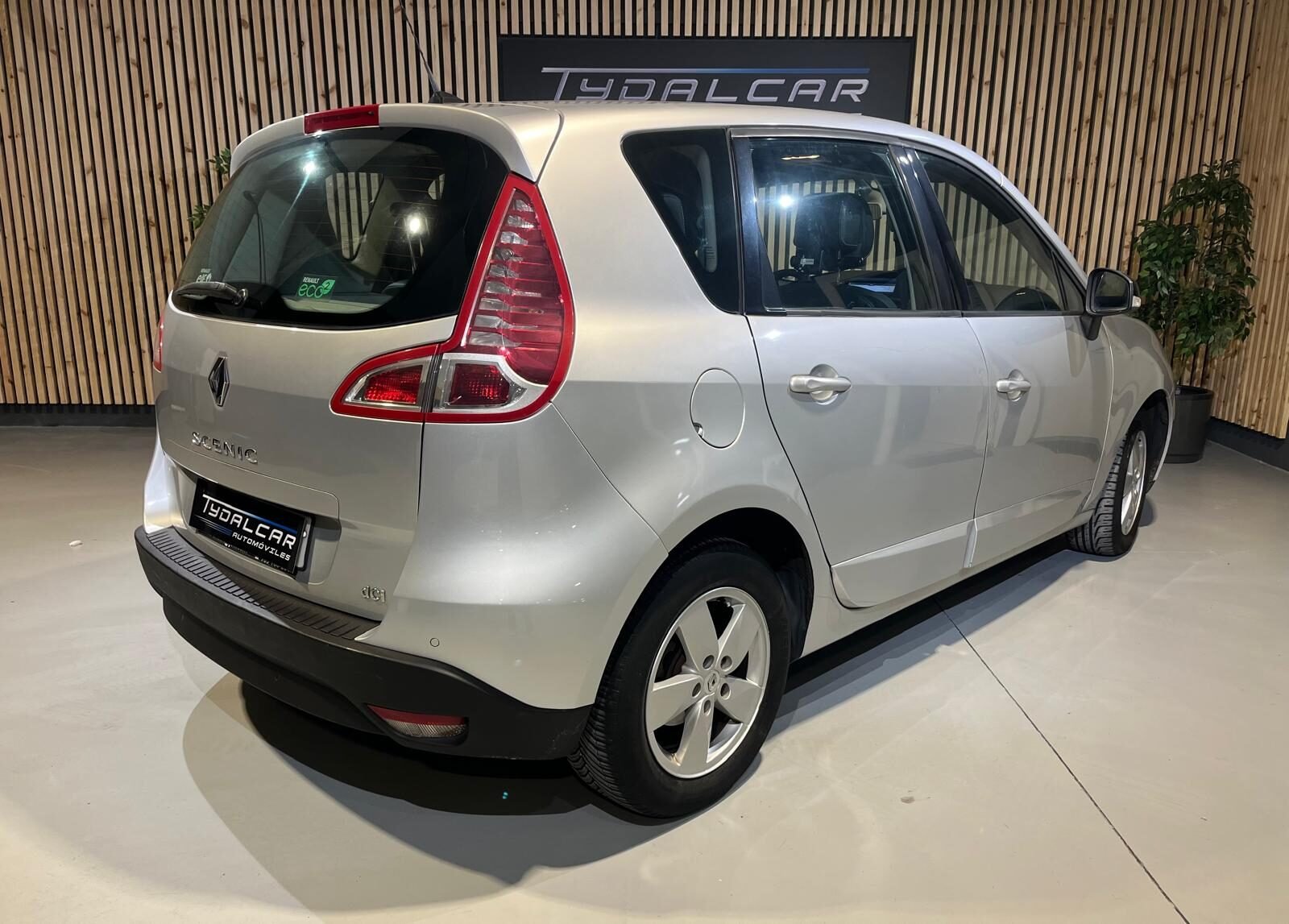 RENAULT SCENIC 1.6 DCi