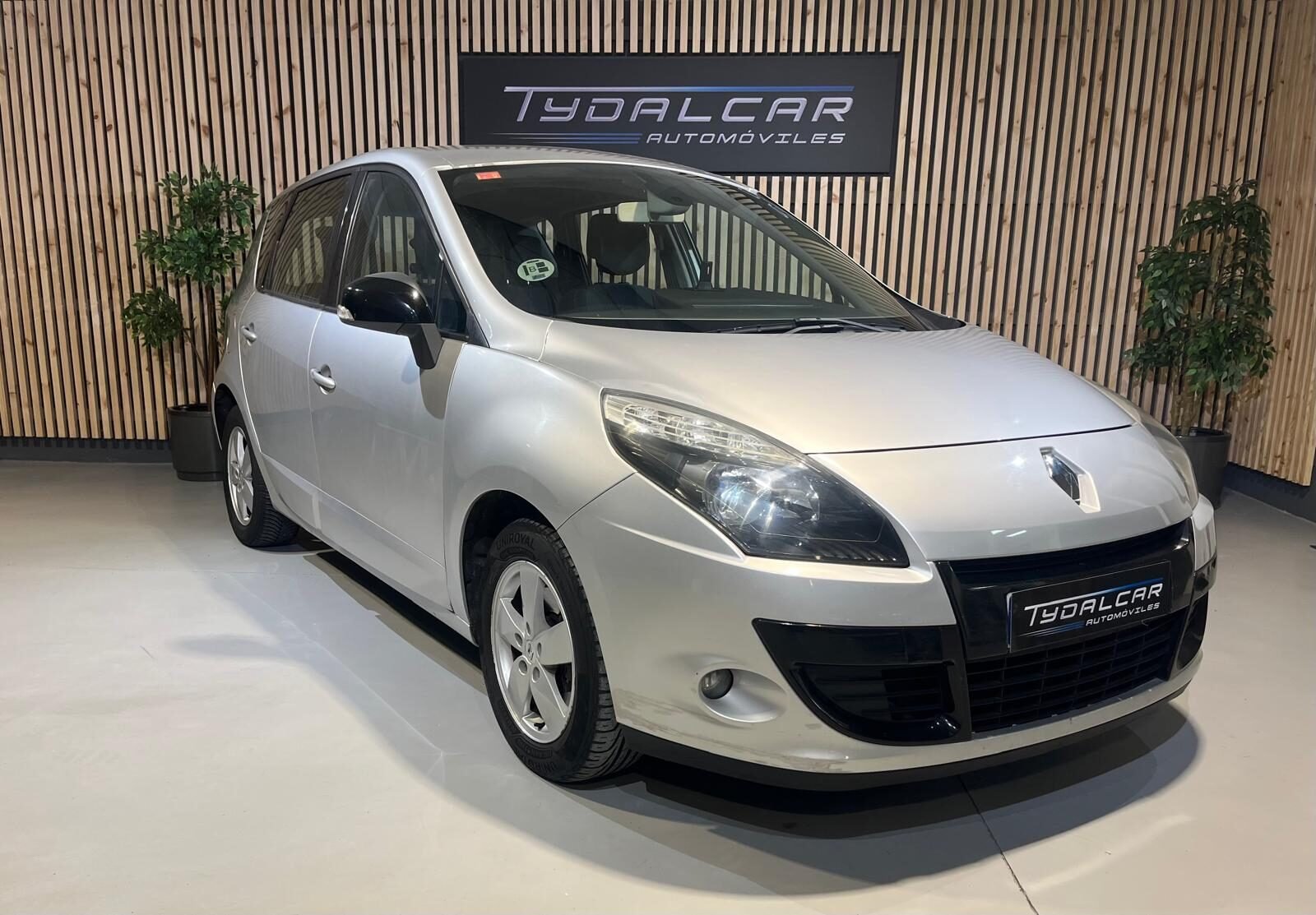 RENAULT SCENIC 1.6 DCi