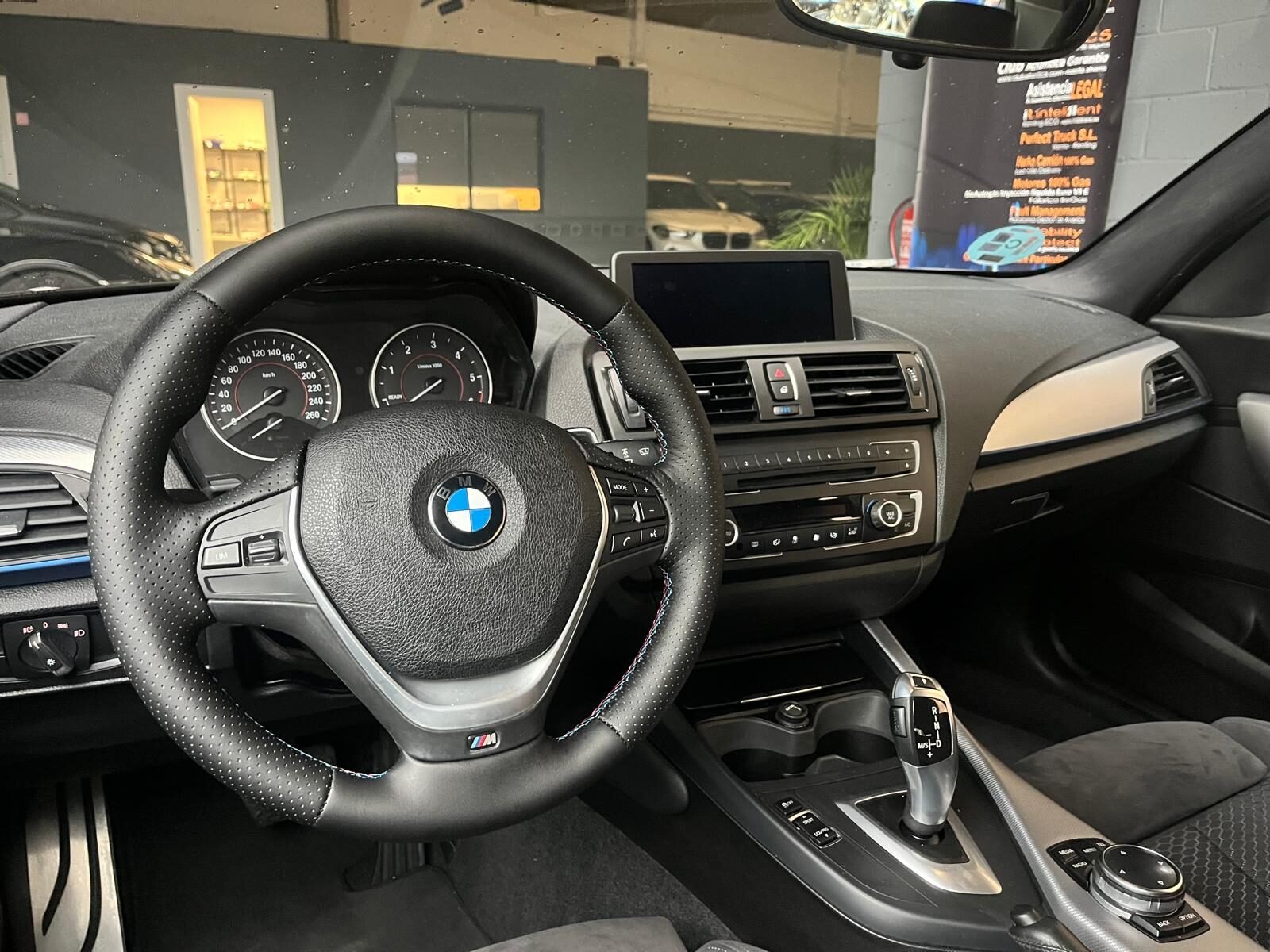 BMW Serie 1 116d   2.0D