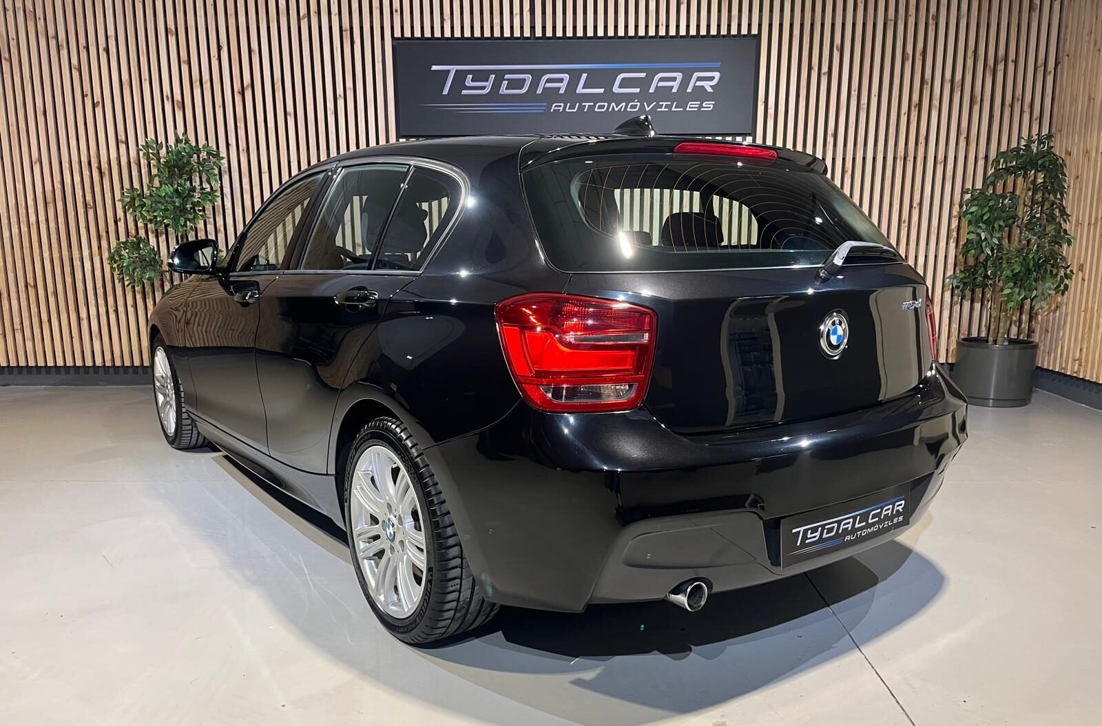 BMW Serie 1 116d   2.0D