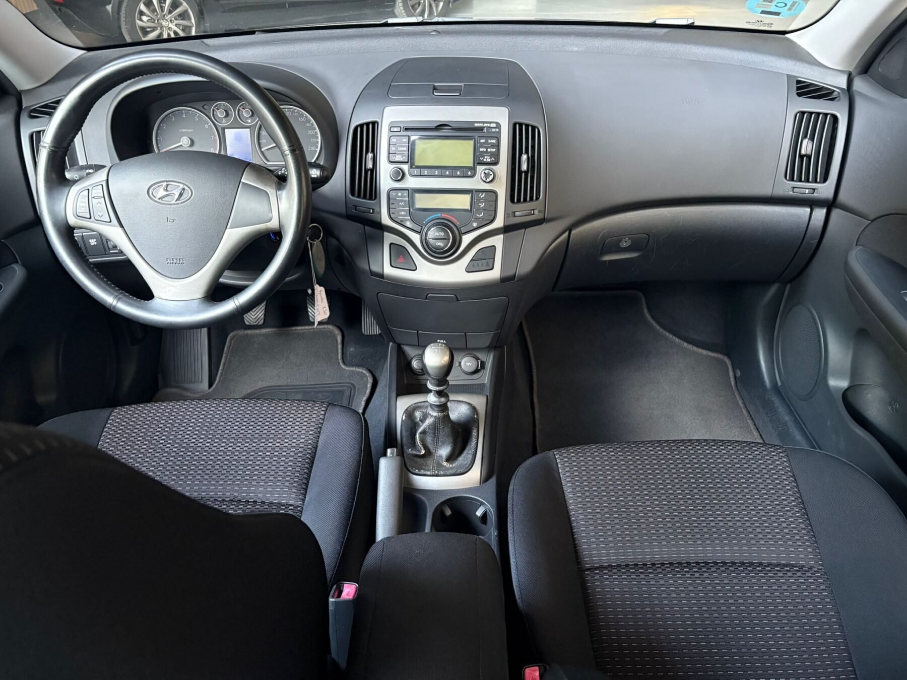 HYUNDAI i30 1.4CVVT