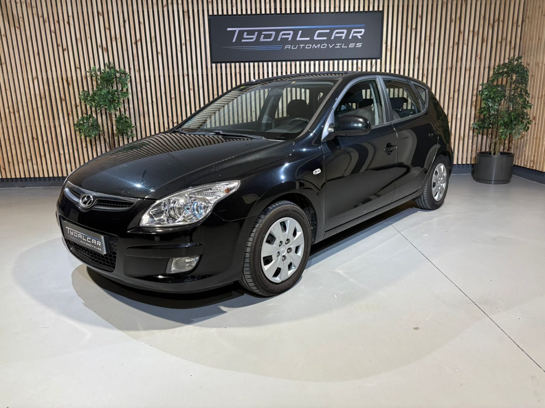 HYUNDAI i30 1.4CVVT