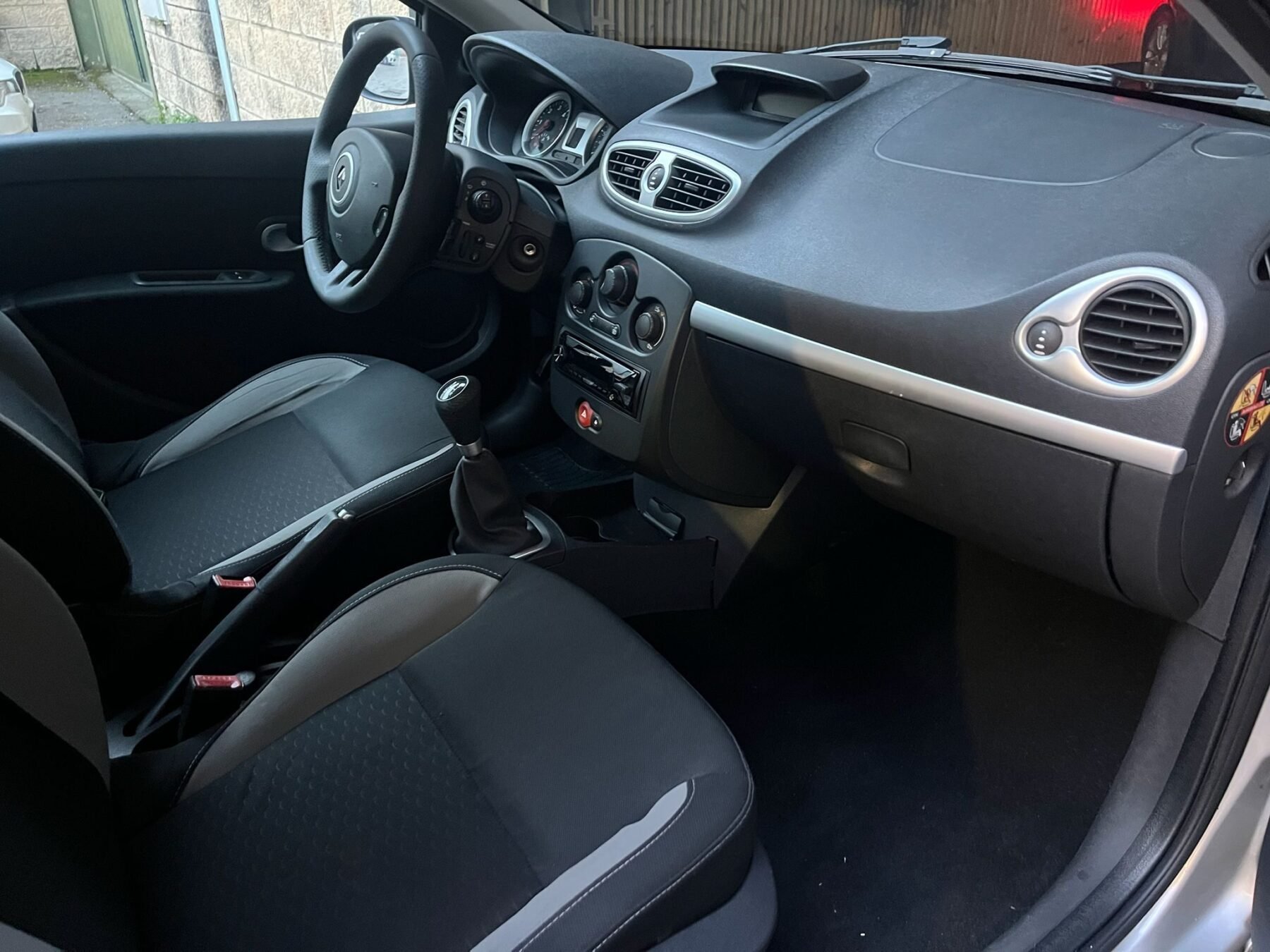 RENAULT Clio 1.5 DCi