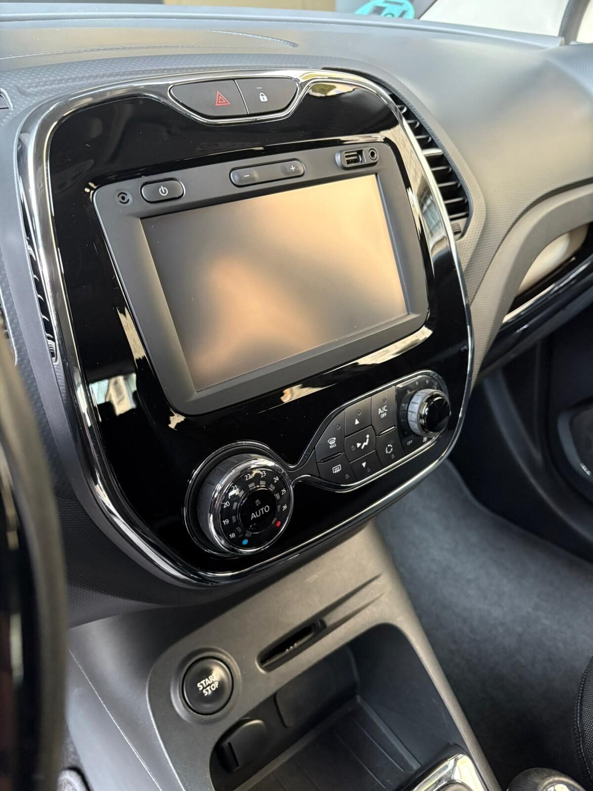 RENAULT Captur 0.9 TCe