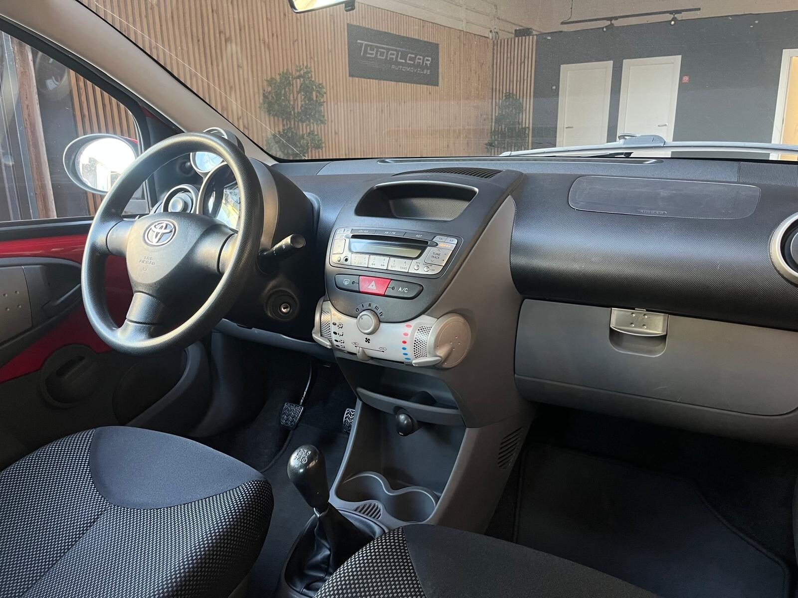 TOYOTA AYGO 1.0 VVTi