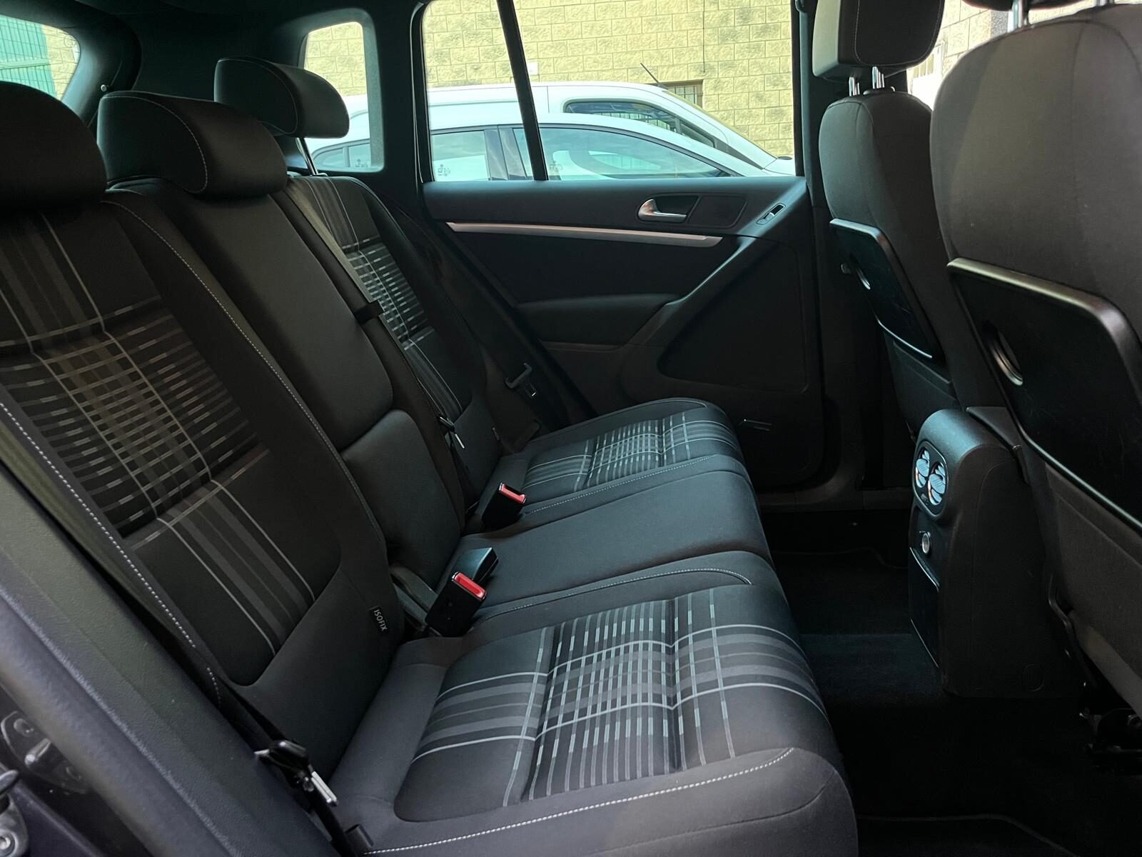 VOLKSWAGEN TIGUAN 2.0TDi 