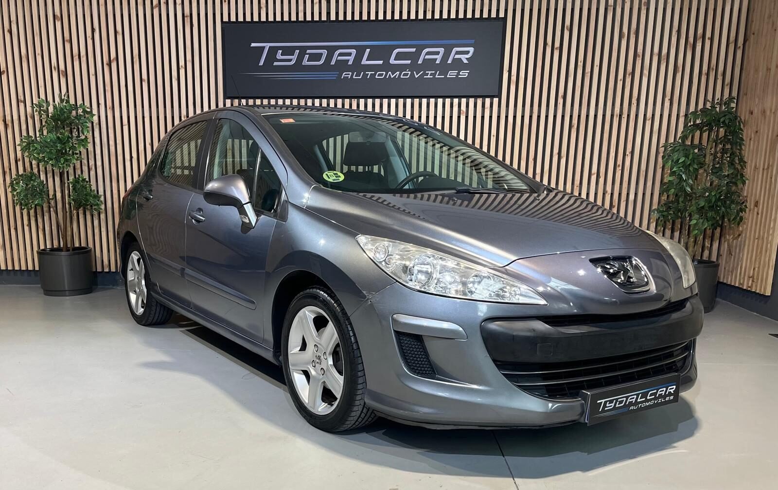 PEUGEOT 308 1.6 HDi