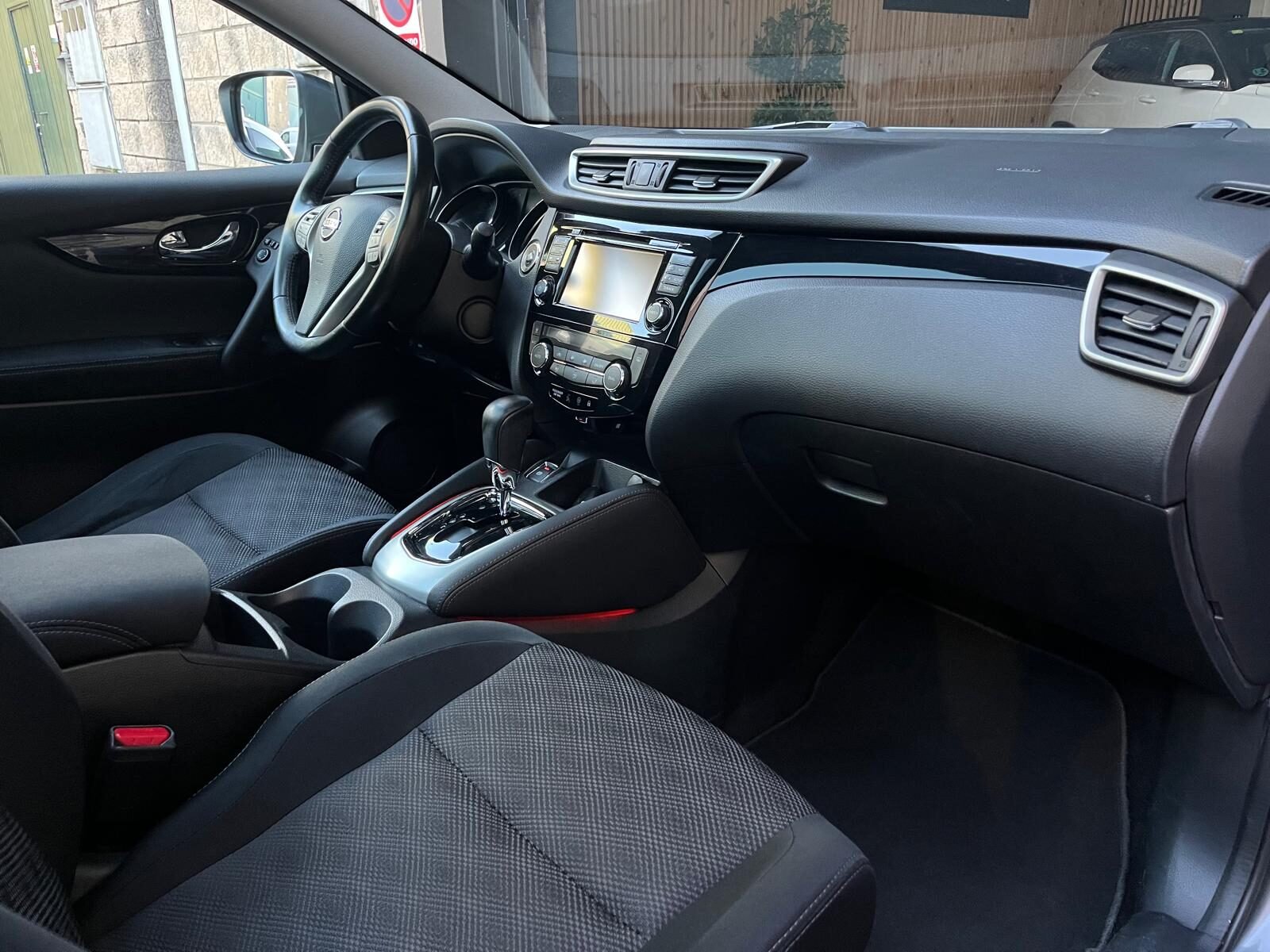 NISSAN Qashqai 1.6 dCi