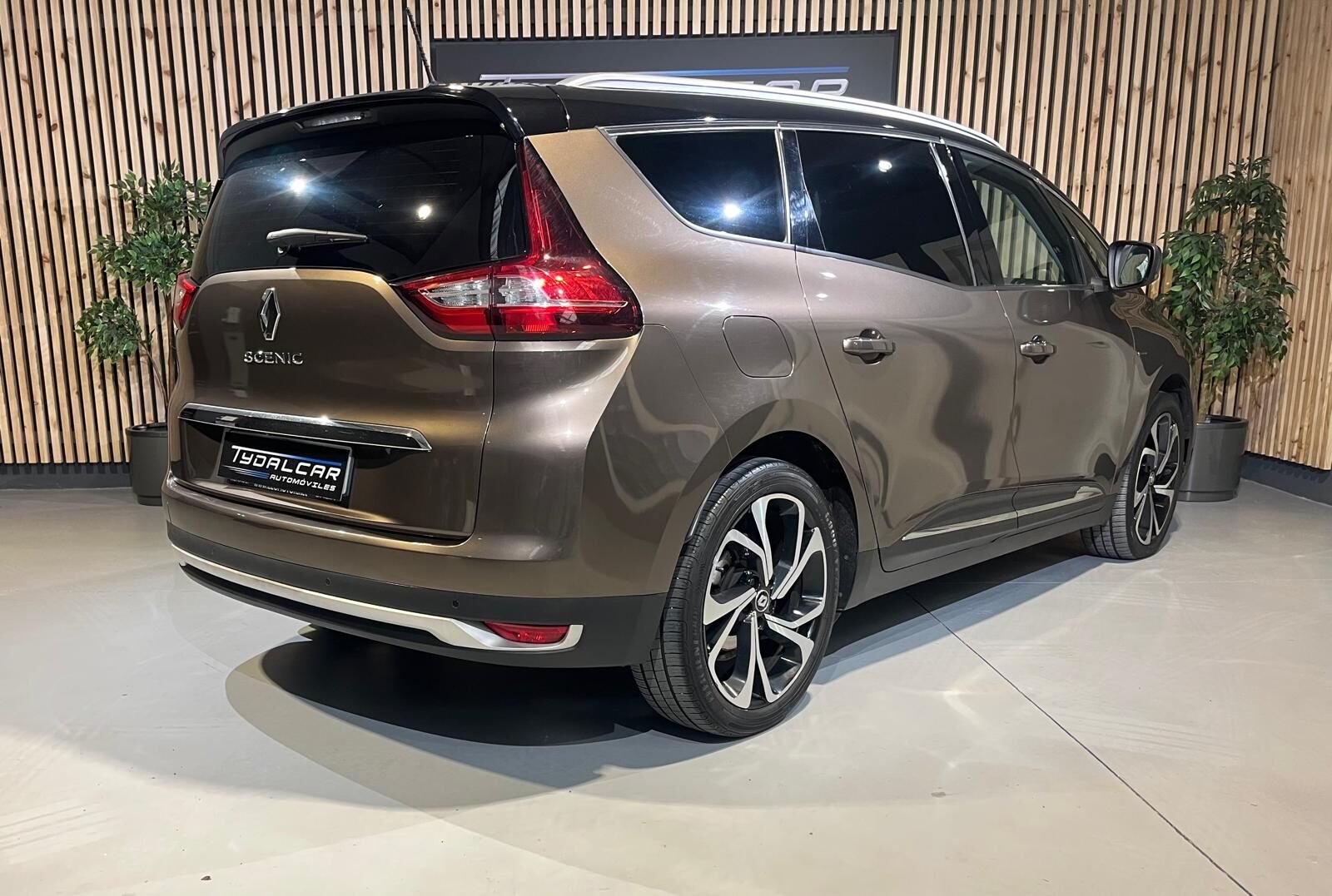 RENAULT GRAND SCENIC 1.6 DCi