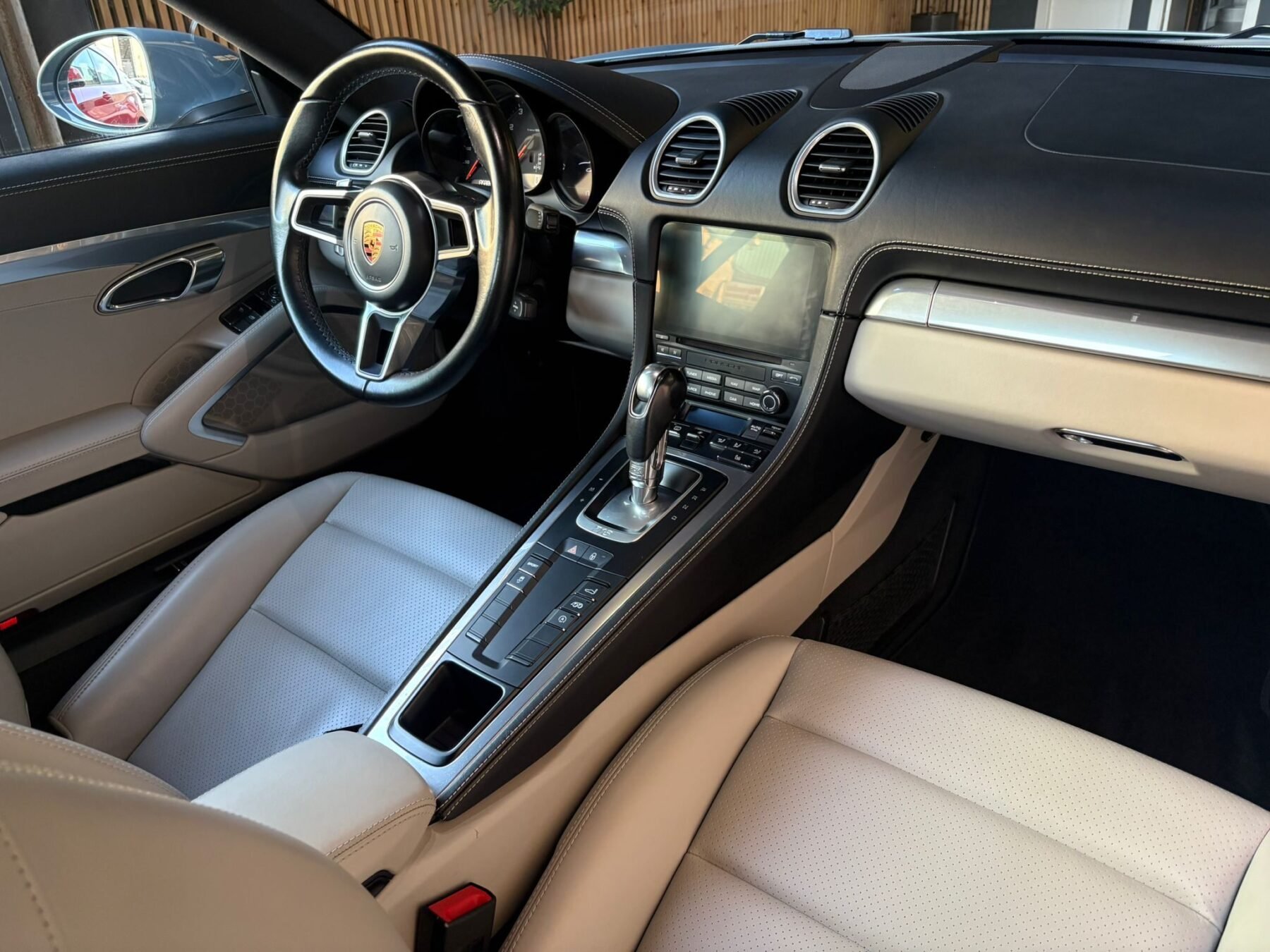 PORSCHE 718 Cayman 2.0