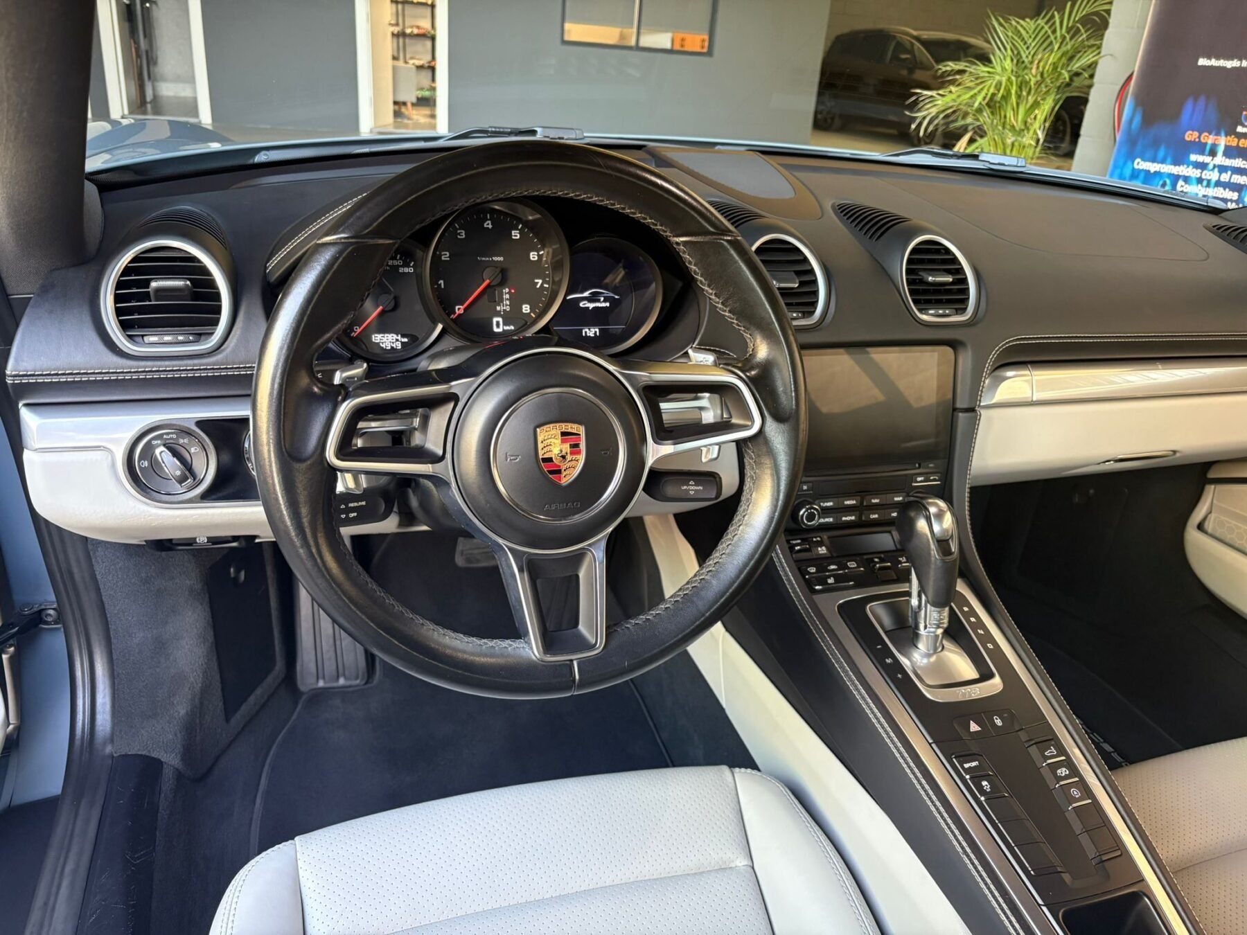 PORSCHE 718 Cayman 2.0