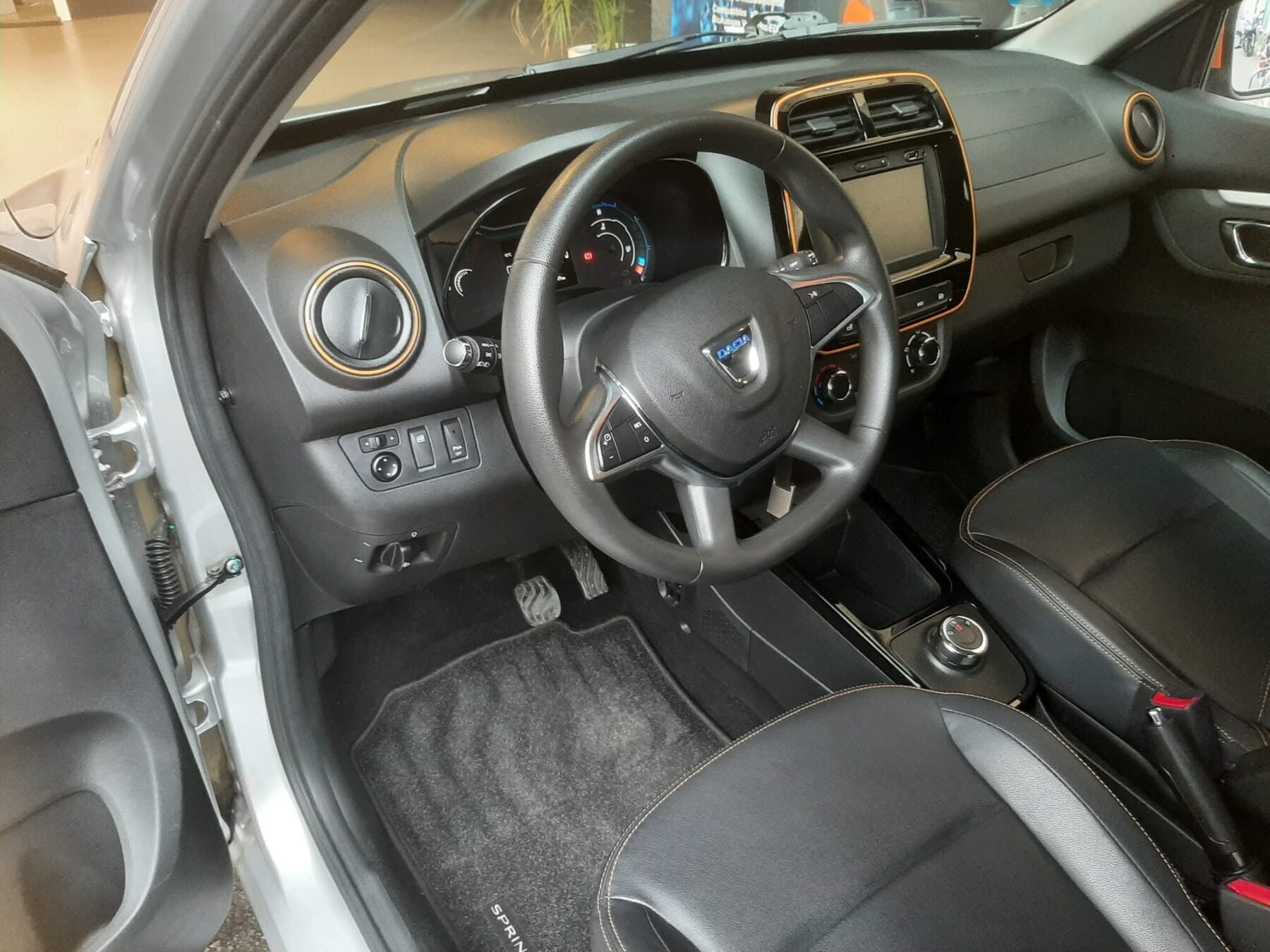 DACIA SPRING 100% ELÉCTRICO