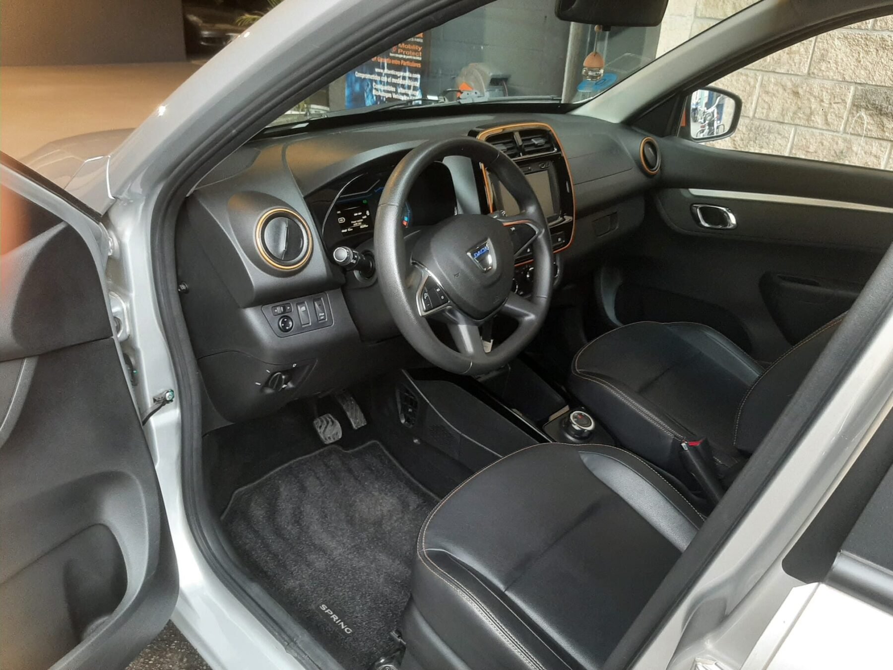 DACIA SPRING 100% ELÉCTRICO