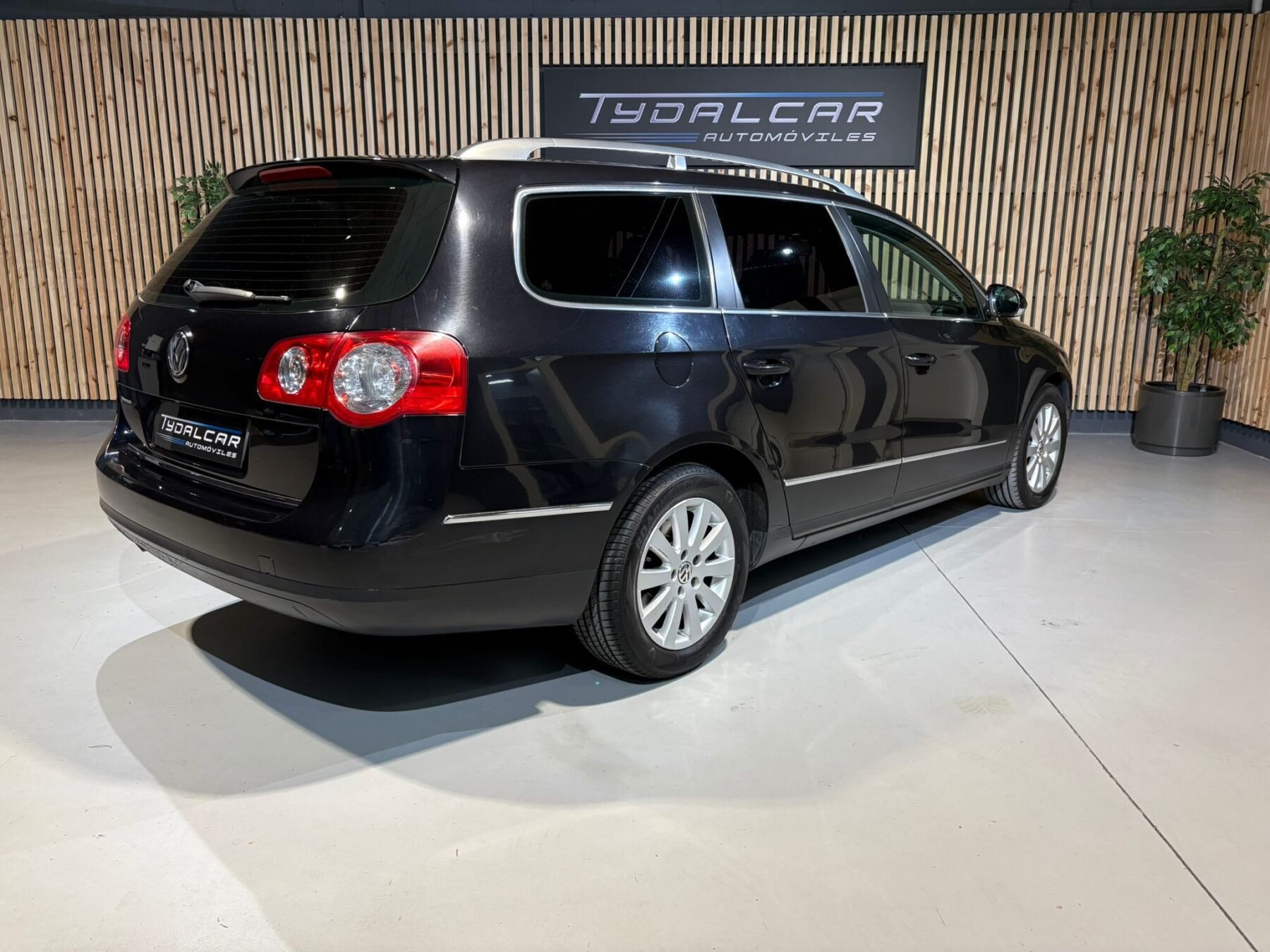 VOLKSWAGEN Passat 2.0TDi