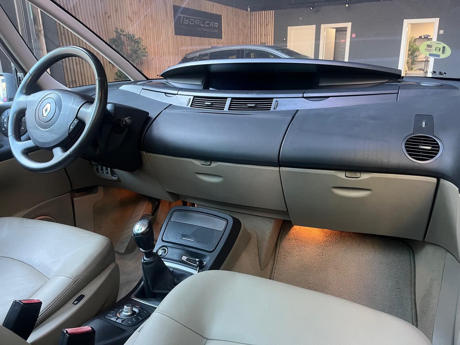 RENAULT ESPACE 2.0 dCi 