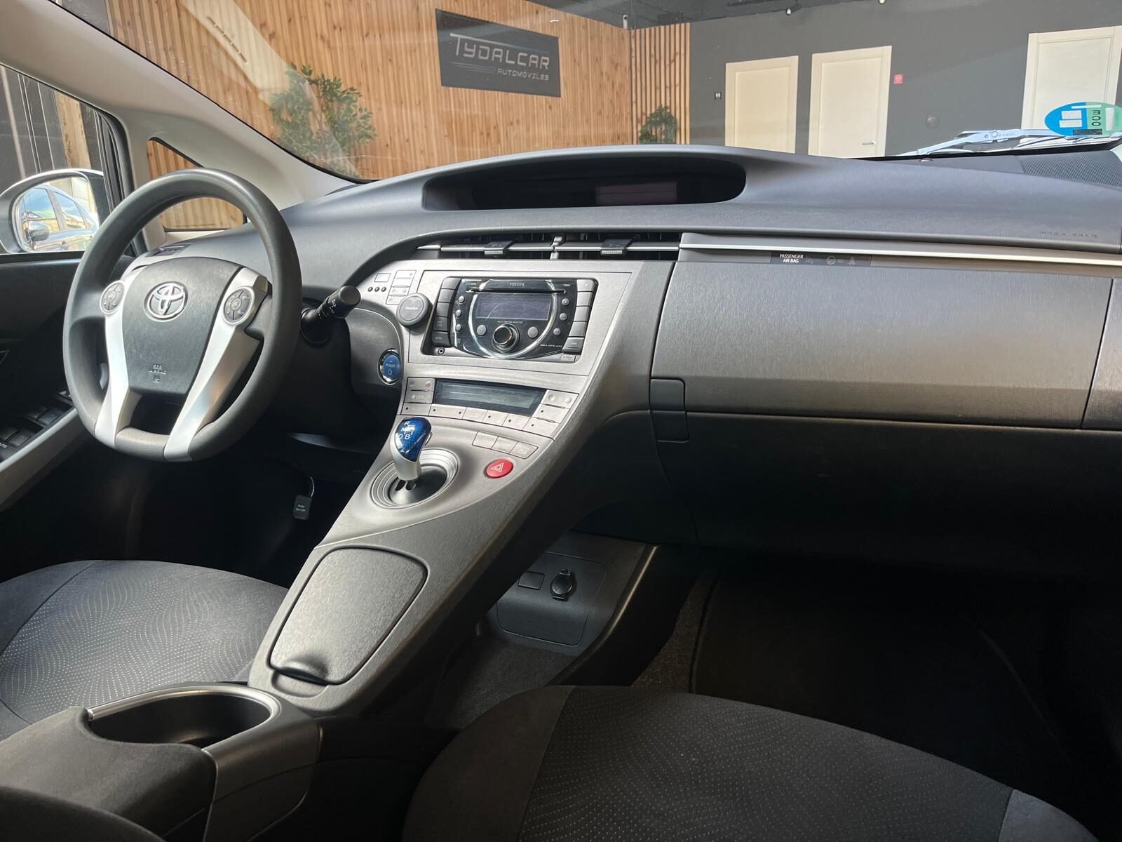 TOYOTA PRIUS 1.8 