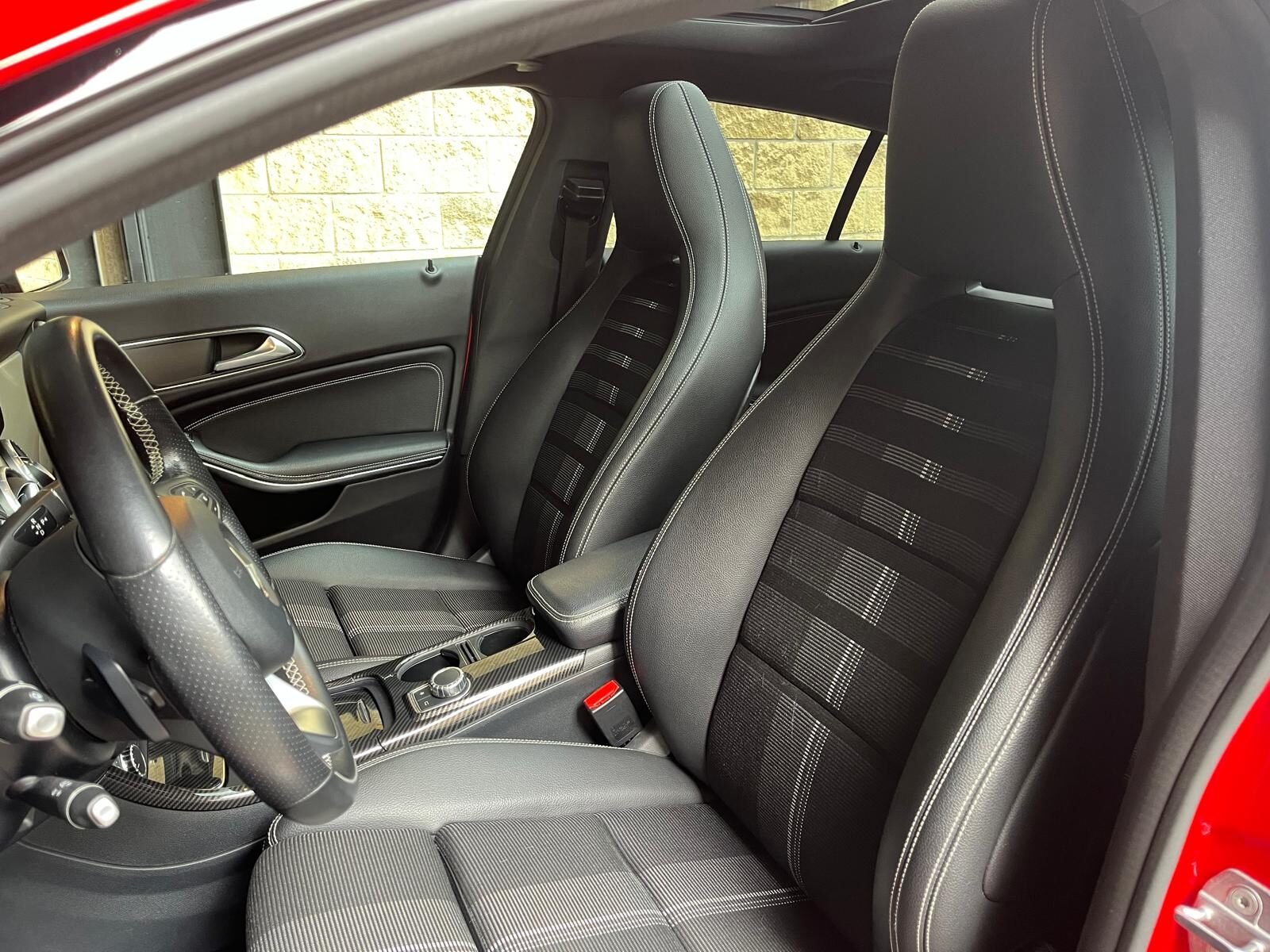 MERCEDES-BENZ CLA 200 1.6i